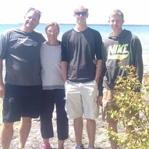 Meet your Posher, Lynn